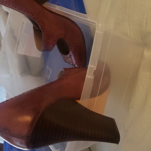 Opened toe pumps - Picture 3 of 3